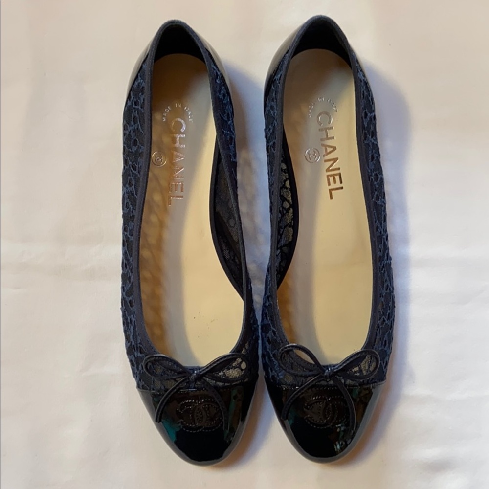 Chanel Marine Blue Ballerines Women’s